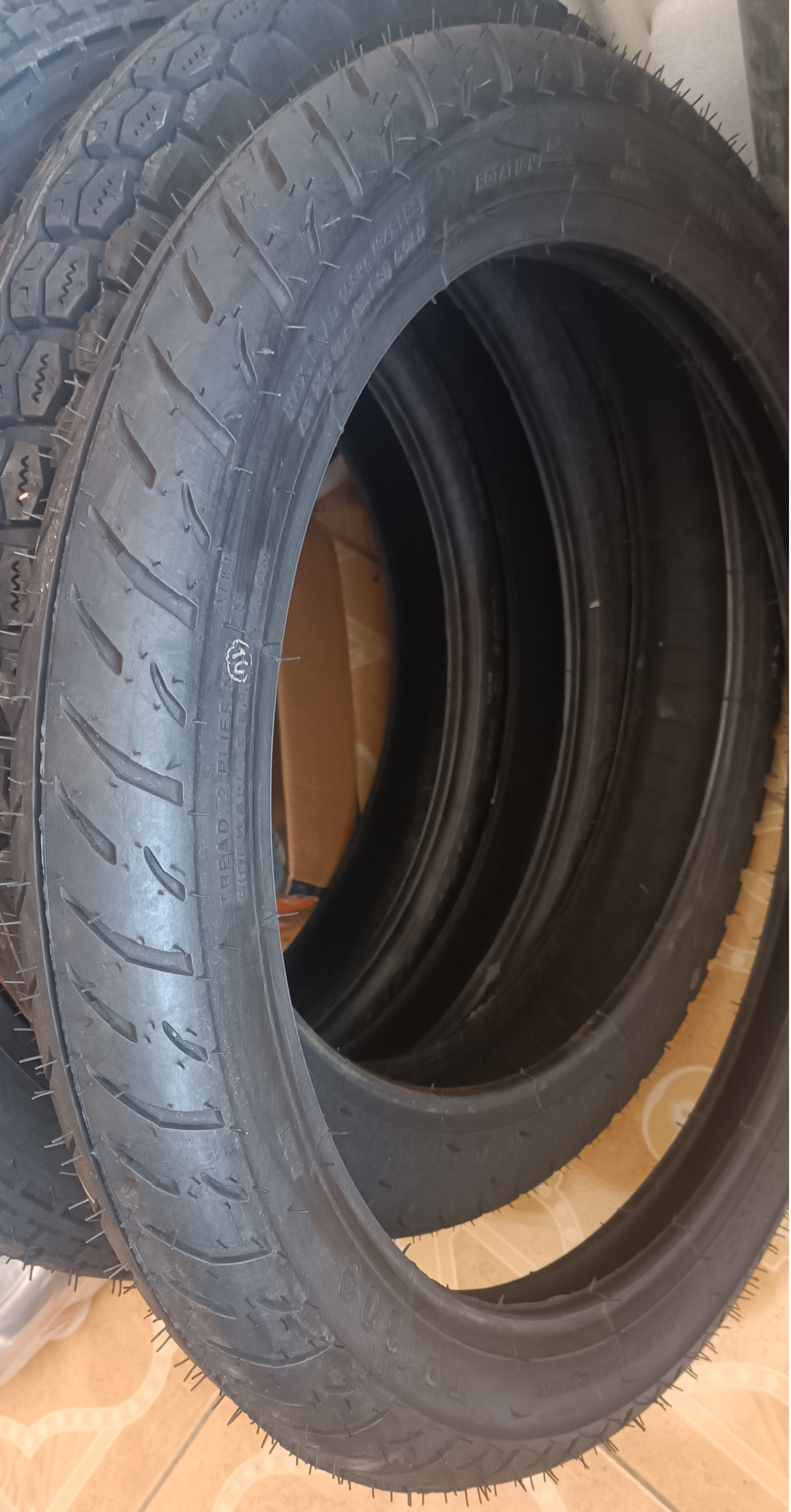 لاستیک جلو  هندا یزد طرح ریس